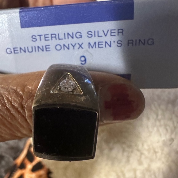 Avon vintage Sterling Silver genuine onyx men’s ring-size 9